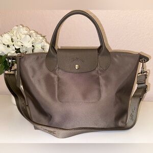 Longchamp Small Le Pliage Néo Nylon Tote in Taupe